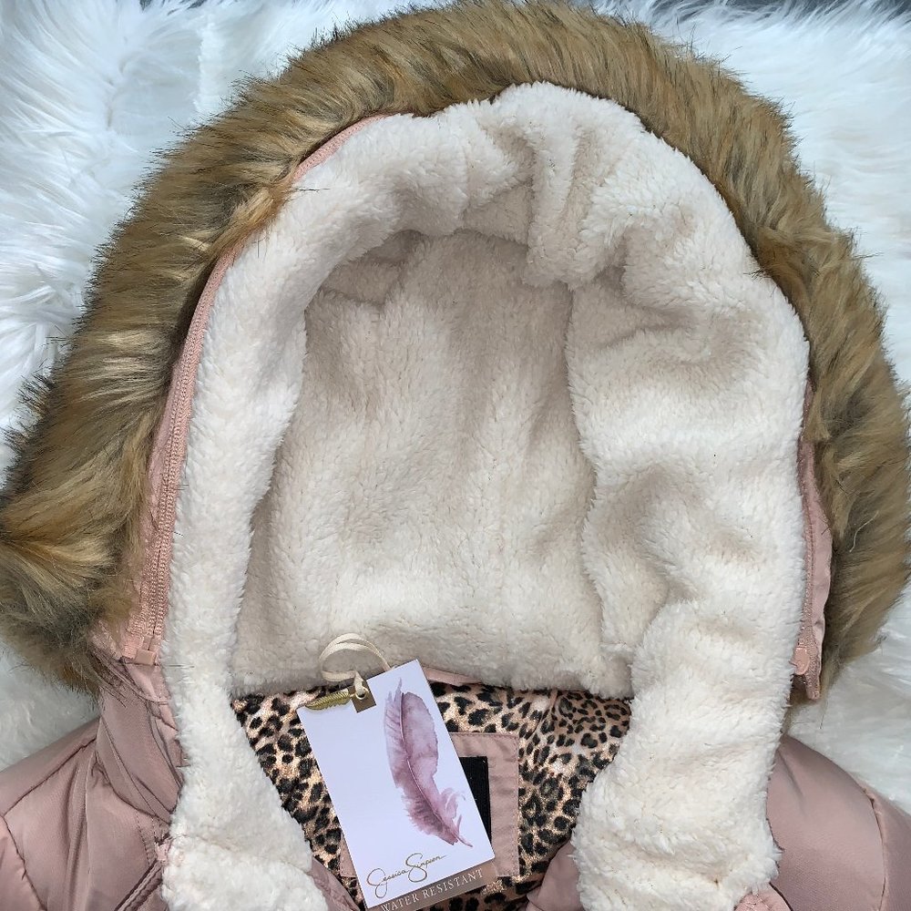 NWT JESSICA SIMPSON Blush Faux Fur Trim Co… - Picture 5 of 8